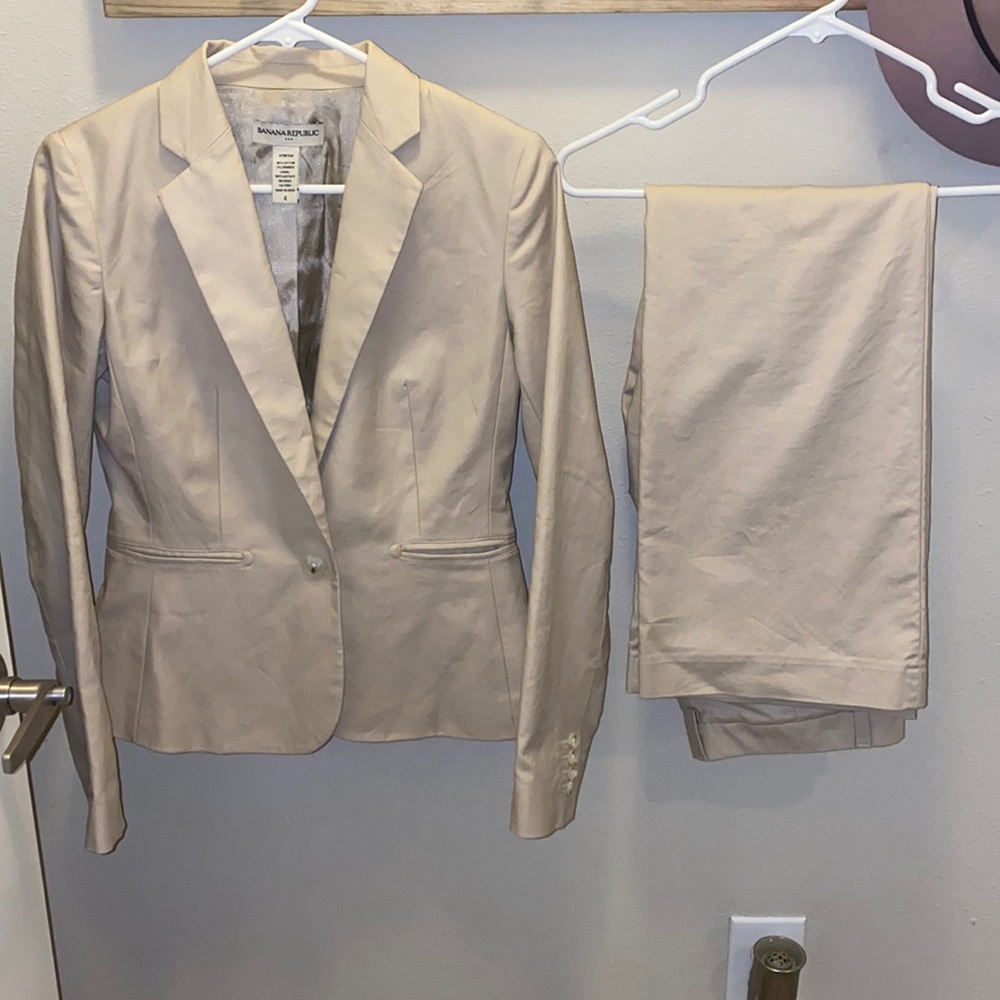 Banana Republic pants suit set